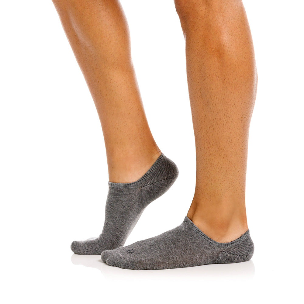Mundo Unico men's Acebo Gris invisible no-show cotton socks grey with minimalist logo